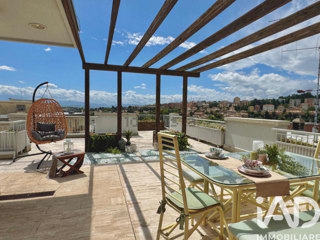 Appartamento in vendita di 190 m² in Via Goffredo Mameli