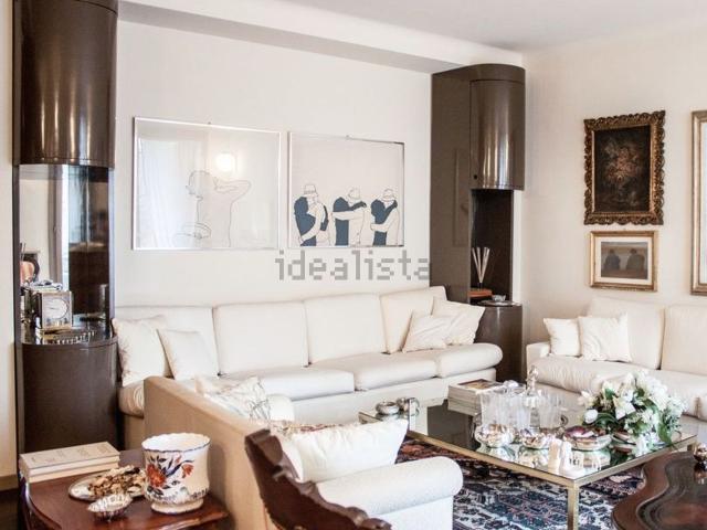 Appartamento in vendita di 190 m² in Via Graziano Tubi