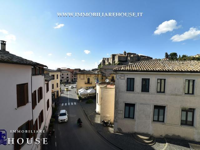 Appartamento in vendita di 190 m² in Via Guglielmo Marconi, 8