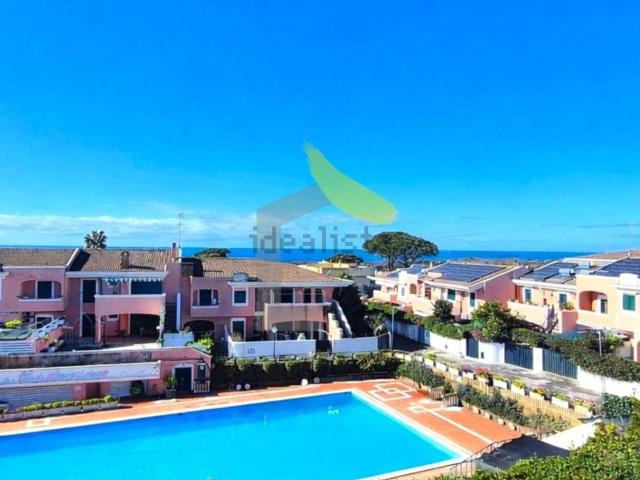 Appartamento in vendita di 150 m² in Via del Maestrale, 11