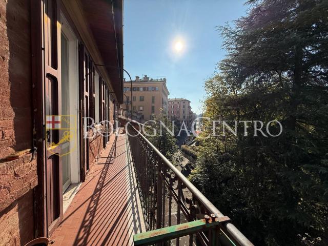 Appartamento in vendita di 190 m² in Via del Chiù
