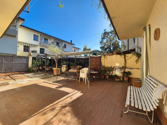 Appartamento in vendita di 190 m² in Via del Ponte Nuovo, 17