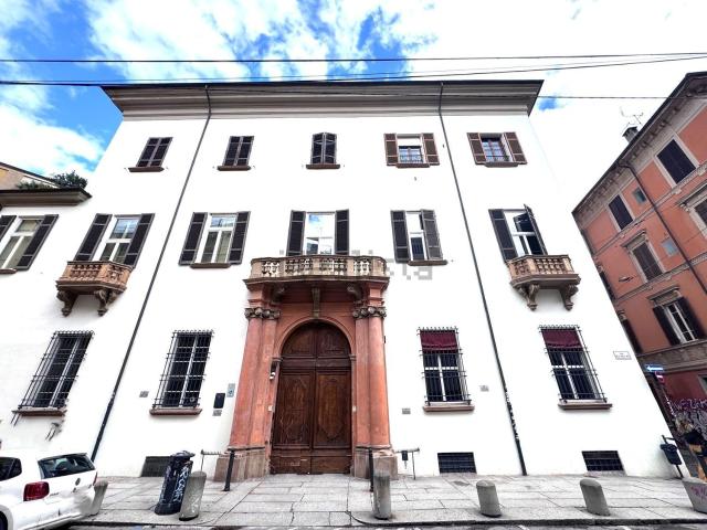 Appartamento in vendita di 190 m² in Via delle Belle Arti