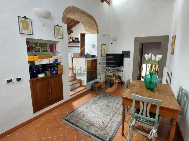 Appartamento in vendita di 190 m² in Via di Serpiolle