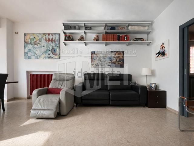 Appartamento in vendita di 190 m² in Via Enrico Toti