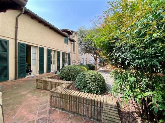 Appartamento in vendita di 190 m² in Via Elia Capriolo