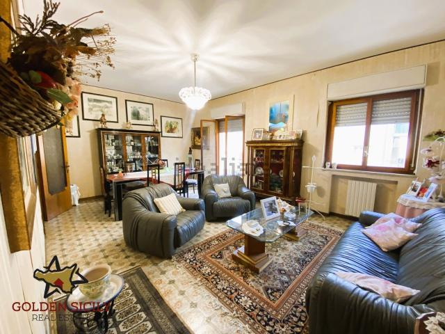 Appartamento in vendita di 190 m² in Via Filisto