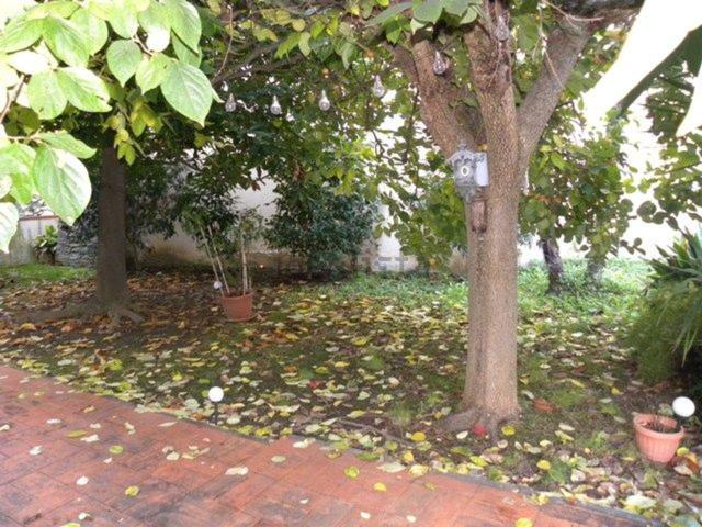 Appartamento in vendita di 190 m² in Via Frusa
