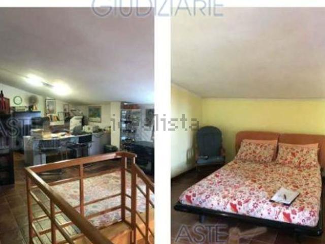 Appartamento in vendita di 190 m² in Via Francesco Baracca