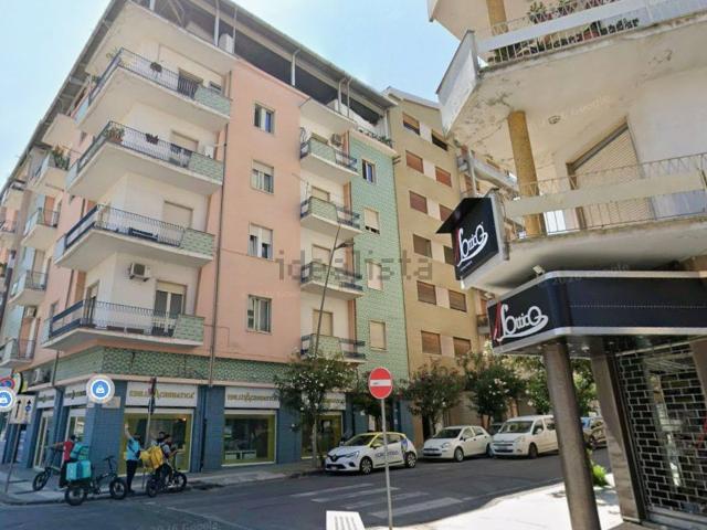 Appartamento in vendita di 190 m² in Via Francesco Simonetta, 13