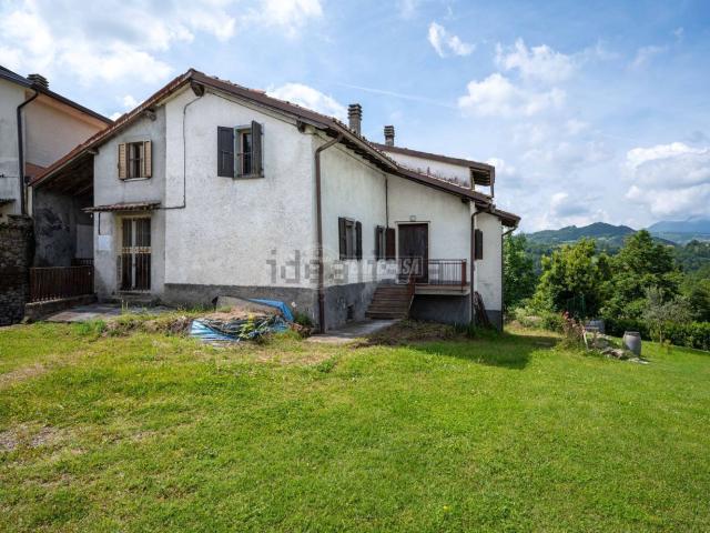Appartamento in vendita di 190 m² in Via Ottosalici, 6
