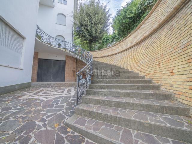 Appartamento in vendita di 190 m² in Via la Concia, 4