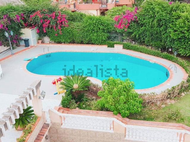 Appartamento in vendita di 190 m² in Via Lewis Carrol