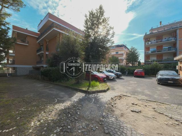 Appartamento in vendita di 190 m² in Via Leonessa, 46