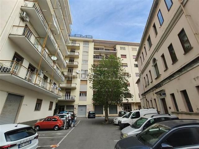 Appartamento in vendita di 190 m² in Via Luigi Pascali