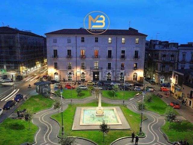 Appartamento in vendita di 190 m² in Via Monsignor Ventimiglia, 10