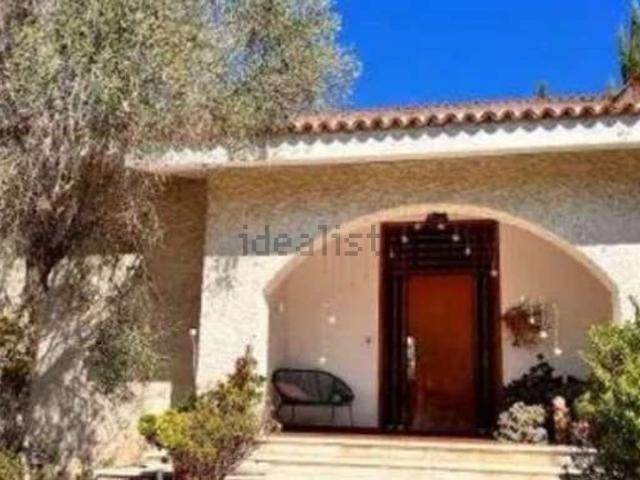 Appartamento in vendita di 190 m² in Via Montá, 62