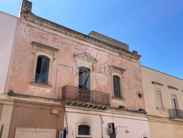 Appartamento in vendita di 190 m² in Via Savoia, 26