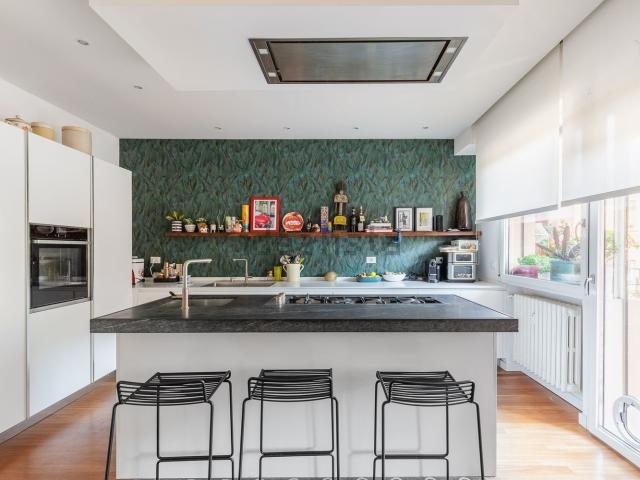Appartamento in vendita di 190 m² in Via San Mamolo