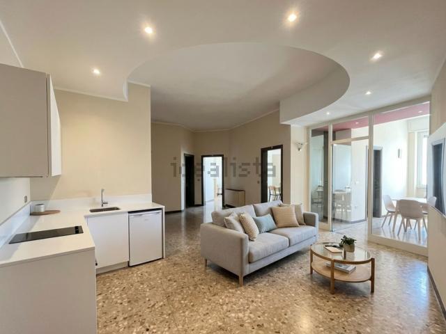 Appartamento in vendita di 190 m² in Via San Pio V