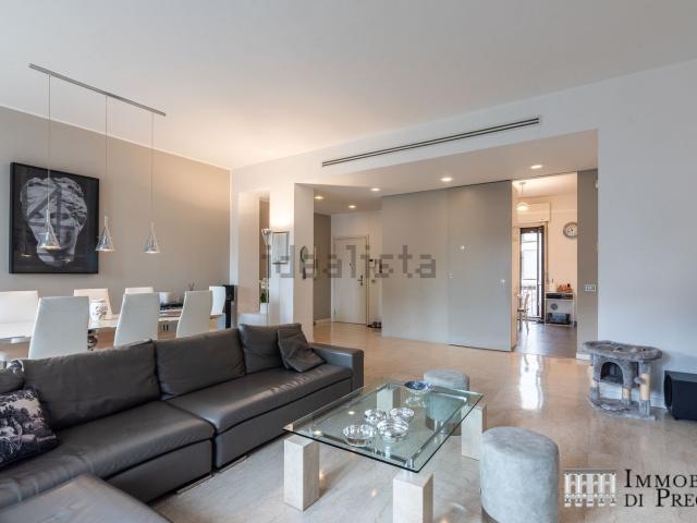 Appartamento in vendita di 190 m² in Via Santa Croce