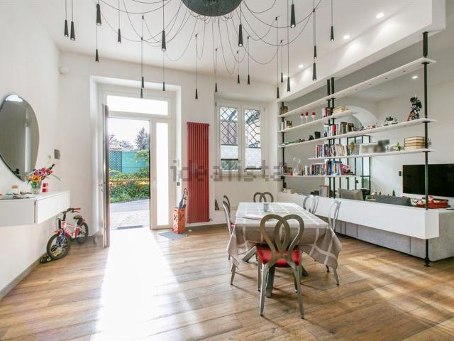 Appartamento in vendita di 190 m² in Via Squillace