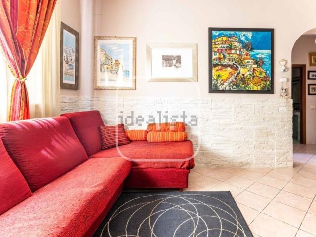 Appartamento in vendita di 190 m² in Via Polverigi