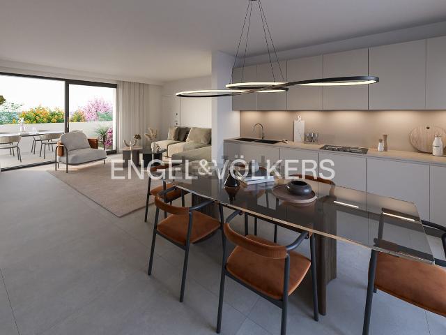 Appartamento in vendita di 190 m² in Via Pontebuco