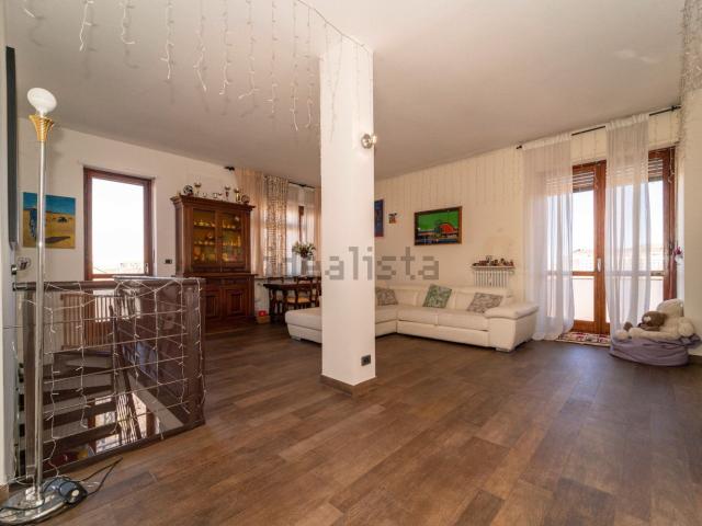 Appartamento in vendita di 190 m² in Via Postumia, 26