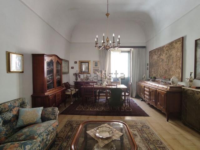 Appartamento in vendita di 190 m² in Via Paisiello