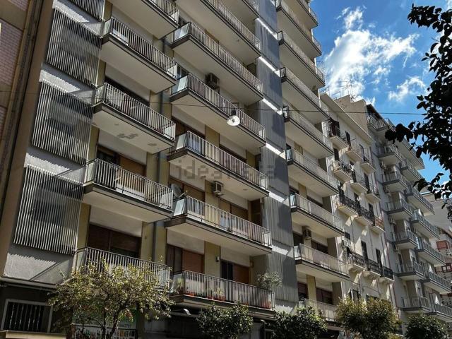 Appartamento in vendita di 190 m² in Via Principe Amedeo, 145