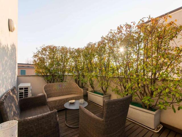 Appartamento in vendita di 190 m² in Via Roncaglia
