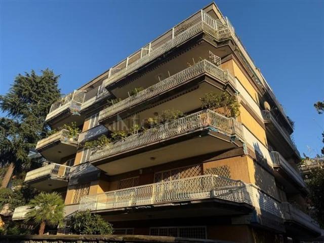 Appartamento in vendita di 190 m² in Via Renato Fucini