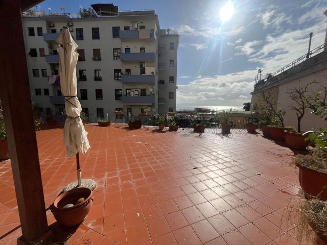 Appartamento in vendita di 190 m² in Via Torquato Tasso