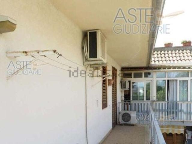 Appartamento in vendita di 190 m² in Via Teocrito, 5
