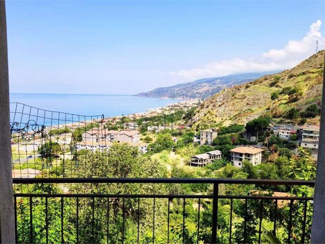 Appartamento in vendita di 190 m² in Via Vittorio Emanuele