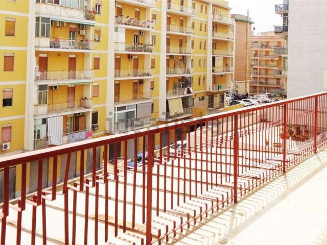 Appartamento in vendita di 190 m² in Viale Teracati, 100