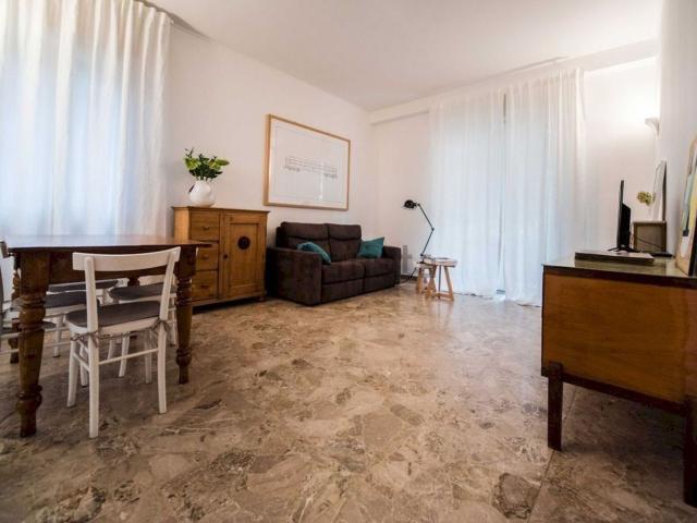 Appartamento in vendita di 190 m² in Viale Carlo Sigonio