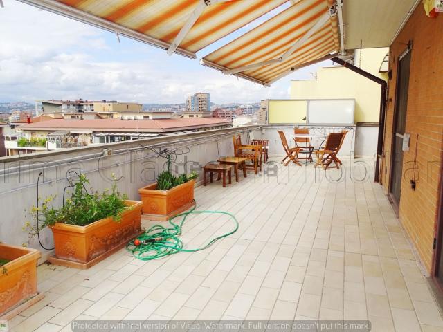 Appartamento in vendita di 190 m² in Viale Gabriele D&apos Annunzio, 356