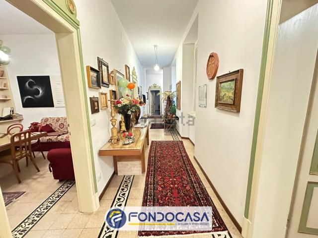 Appartamento in vendita di 190 m² in Viale Marcello Federici, 33