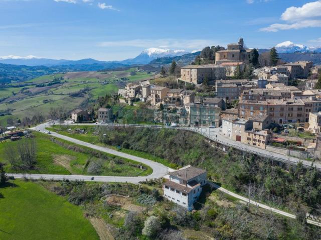 Appartamento in vendita di 190 m² in Contrada Monte Radaldo