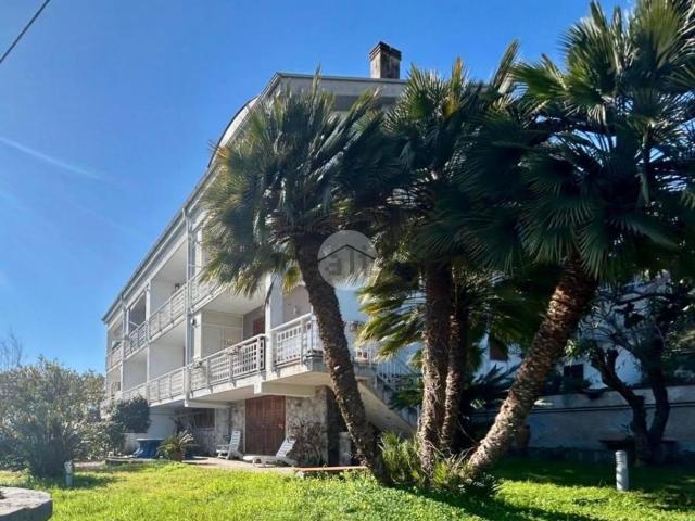 Appartamento in vendita di 190 m² in Contrada Poria