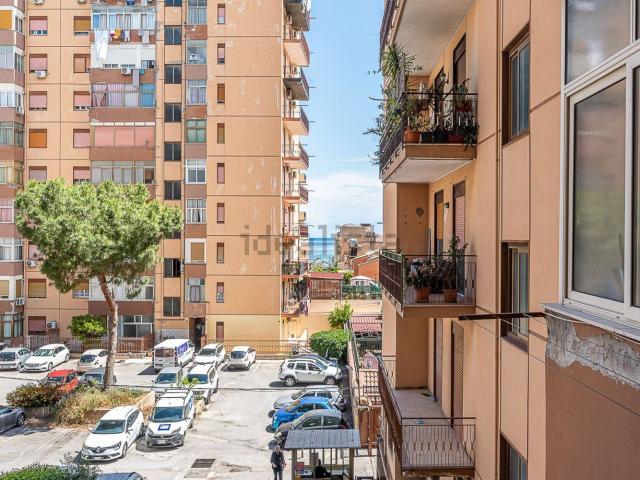 Appartamento in vendita di 190 m² in Largo Enrico Perri, 1