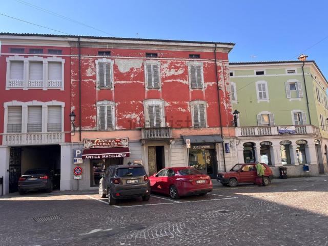 Appartamento in vendita di 190 m² in Piazza Alfredo Avanzini