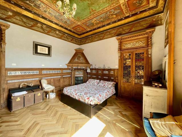 Appartamento in vendita di 190 m² in Piazza Santo Stefano