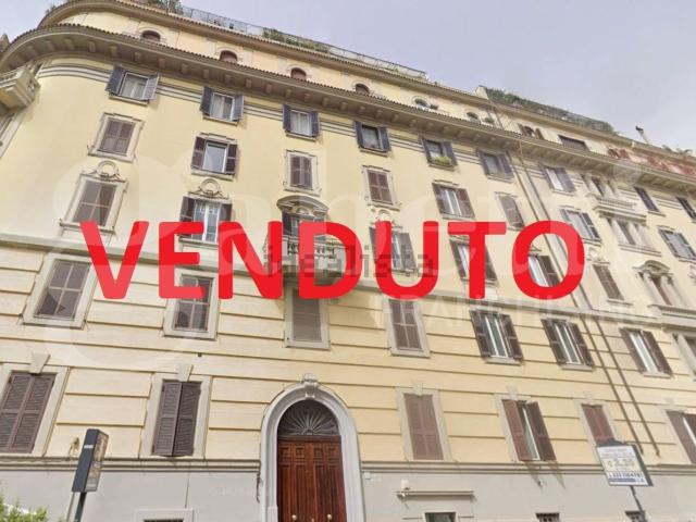 Appartamento in vendita di 191 m² in Via Chiana, 93