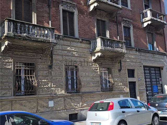 Appartamento in vendita di 191 m² in Via Giacinto Pacchiotti