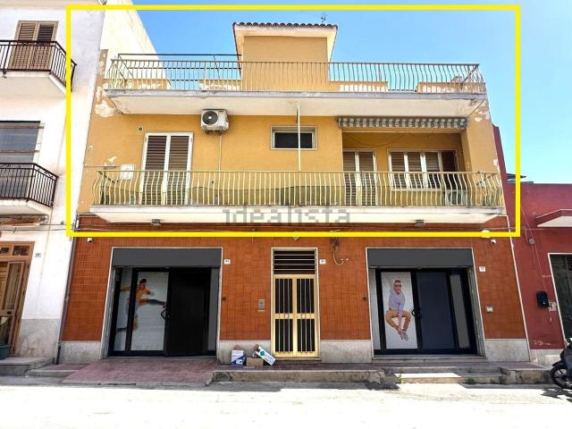 Appartamento in vendita di 191 m² in Via Maestro Salvatore Falbo, 41
