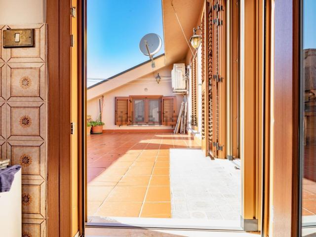 Appartamento in vendita di 191 m² in Via XXV Aprile, 48