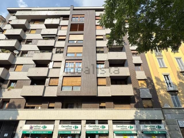 Appartamento in vendita di 191 m² in Viale Gran Sasso, 3